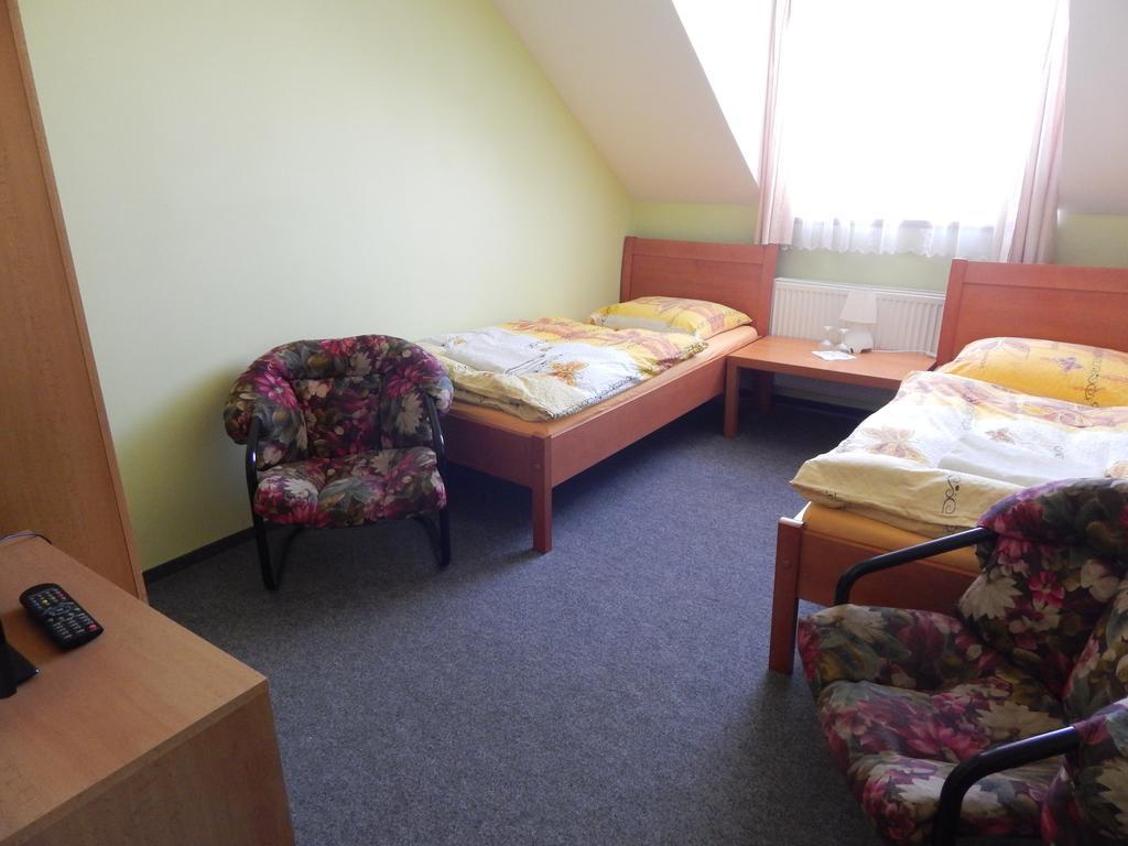 Penzion U Kasnych Mníšek pod Brdy Екстериор снимка